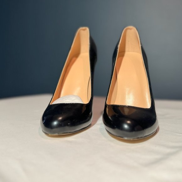 Black Round Toe Stilettos - Picture 2 of 4